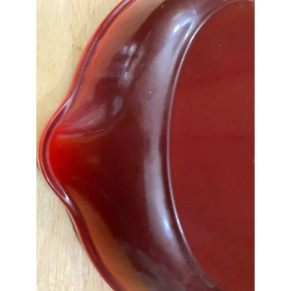 Le Creuset Red 10.1/4 Skillet - Picture 7 of 10